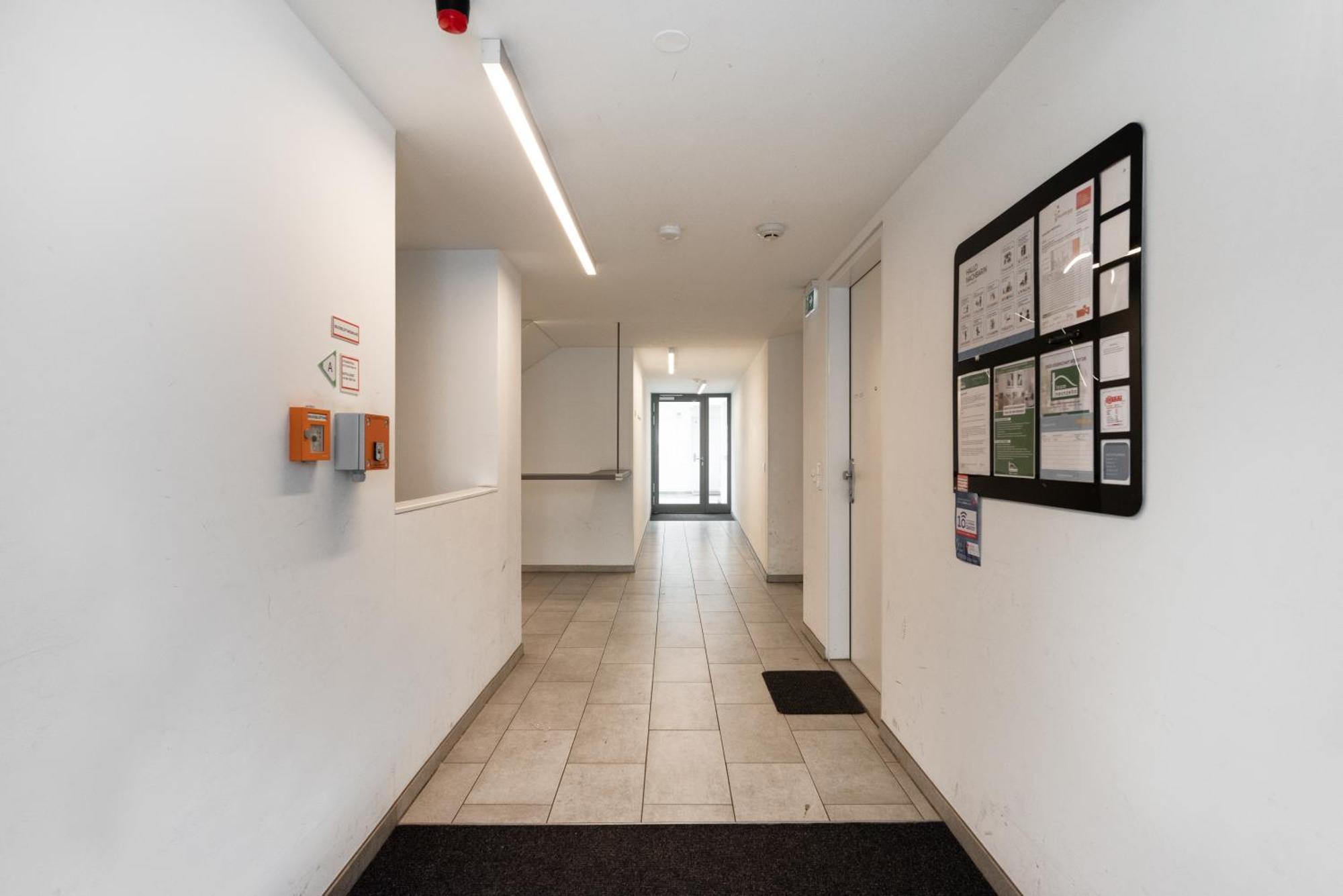 Apartment Mit Traumhafter Dachterrasse & Weitblick Wina Bagian luar foto