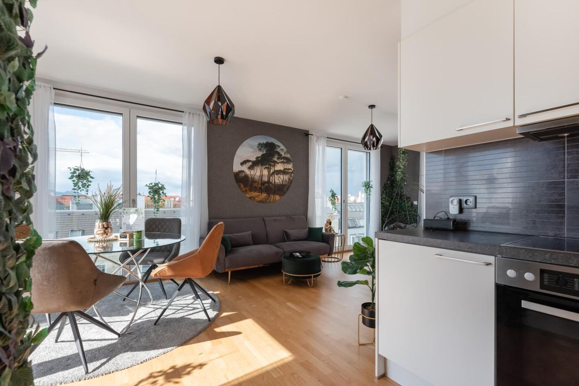 Apartment Mit Traumhafter Dachterrasse & Weitblick Wina Bagian luar foto